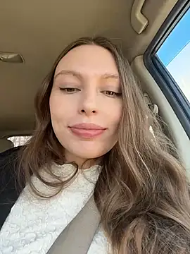 Snapshot of LeiaMood chatting on April 10, 2026, 5:14 am LeiaMood online show from April 10, 2026, 5:14 am