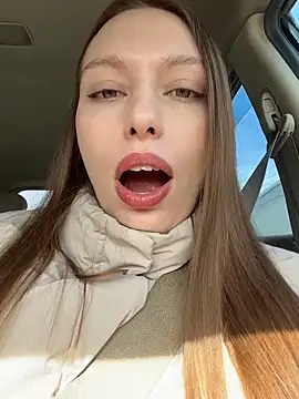 Snapshot of LeiaMood chatting on March 15, 2026, 4:52 am LeiaMood online show from March 15, 2026, 4:52 am