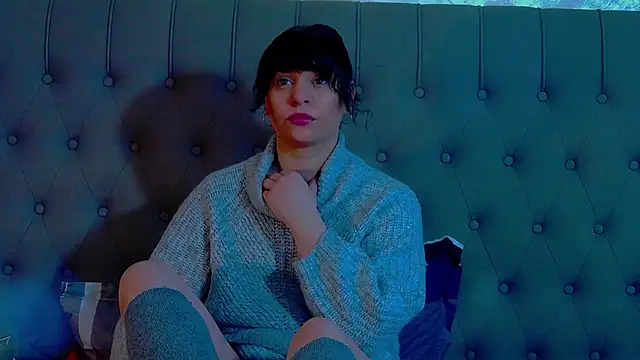 Snapshot of MaddyAllure chatting on February 7, 2026, 7:27 am MaddyAllure online show from February 7, 2026, 7:27 am