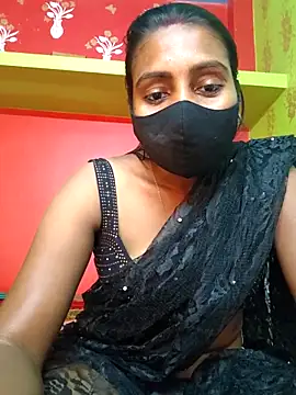 Snapshot of arushi_bb chatting on February 17, 2026, 8:33 am arushi bb online show from February 17, 2026, 8:33 am