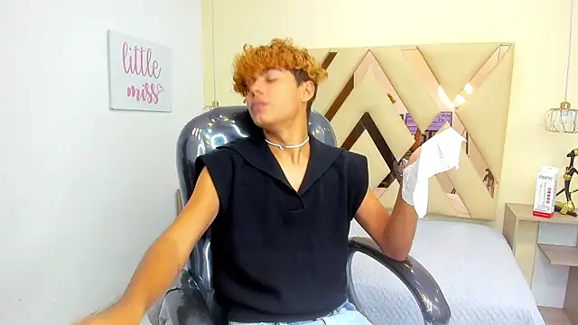 Anyelo Twink online show from January 31, 2026, 7:12 pm