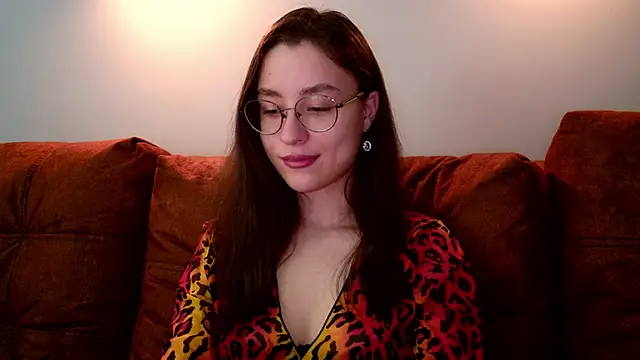 Snapshot of classy____ chatting on April 16, 2026, 1:23 pm classy online show from April 16, 2026, 1:23 pm