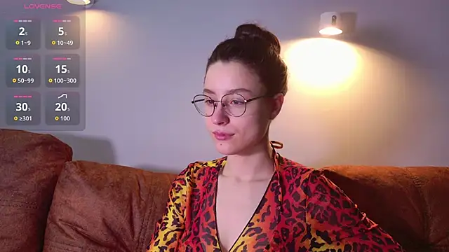 Snapshot of classy____ chatting on February 17, 2026, 2:03 pm classy online show from February 17, 2026, 2:03 pm