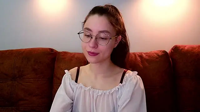 Snapshot of classy____ chatting on April 12, 2026, 10:07 am classy online show from April 12, 2026, 10:07 am