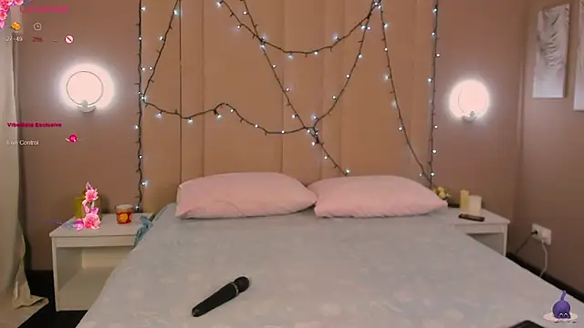 AdeleSilvy online show from April 11, 2026, 1:46 am