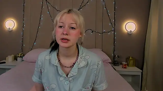 AdeleSilvy online show from January 17, 2026, 1:42 am