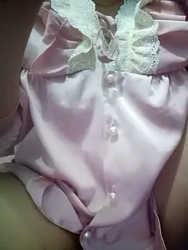 Snapshot of Miuhum chatting on January 10, 2026, 9:21 pm Miuhum online show from January 10, 2026, 9:21 pm