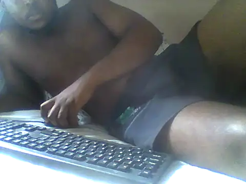 Snapshot of handsomeguy02 chatting on April 1, 2026, 12:50 pm handsomeguy02 online show from April 1, 2026, 12:50 pm