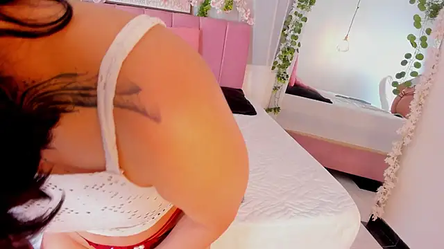 Snapshot of nicky_bonny18 chatting on January 12, 2026, 12:12 pm nicky bonny18 online show from January 12, 2026, 12:12 pm