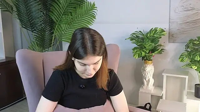 RickiHamelinck online show from January 13, 2026, 9:13 am