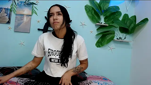 Snapshot of lucerodelamanana343 chatting on February 6, 2026, 8:38 pm lucerodelamanana343 online show from February 6, 2026, 8:38 pm