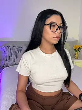 Little Lexyy online show from May 30, 2026, 5:14 am