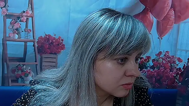 Snapshot of VeronicaSvitt chatting on March 10, 2026, 1:26 pm VeronicaSvitt online show from March 10, 2026, 1:26 pm