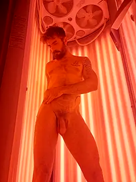 naughtynaturest36 online show from April 19, 2026, 3:24 pm