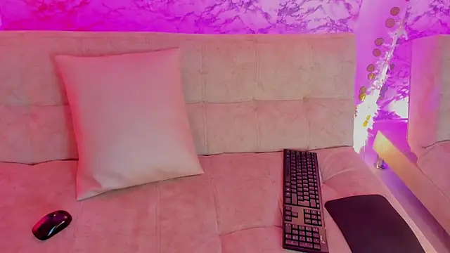 Snapshot of soffi_joness23 chatting on February 19, 2026, 7:11 pm soffi joness23 online show from February 19, 2026, 7:11 pm