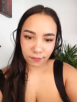 soffi joness23 online show from May 26, 2026, 9:46 pm