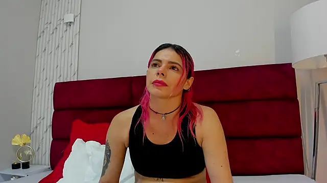 Niky santana online show from February 26, 2026, 6:30 pm