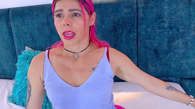 Niky santana online show from February 22, 2026, 7:04 pm