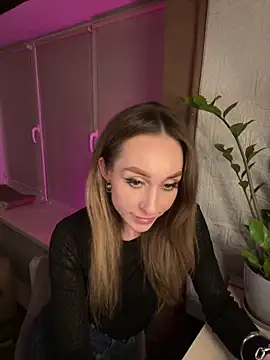 AnesaKis online show from April 10, 2026, 11:56 pm