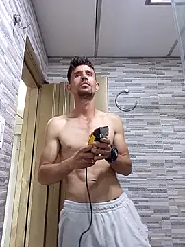 torvyHot online show from April 9, 2026, 7:31 pm