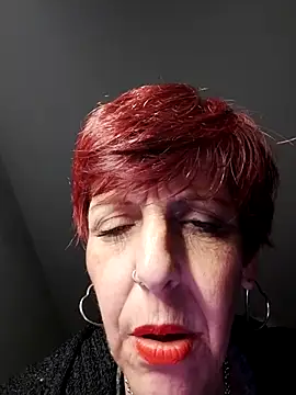 Juguetonafogosa5 online show from May 30, 2026, 10:37 pm