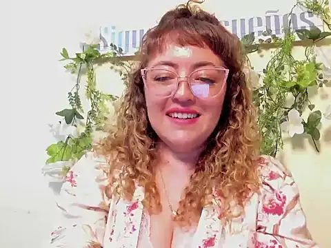 Snapshot of ANASTASIA_SWEETT chatting on February 24, 2026, 10:32 pm ANASTASIA SWEETT online show from February 24, 2026, 10:32 pm