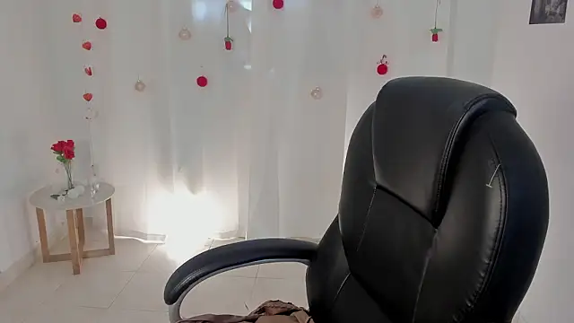 Snapshot of lanna__wilson chatting on February 27, 2026, 12:49 pm lanna wilson online show from February 27, 2026, 12:49 pm