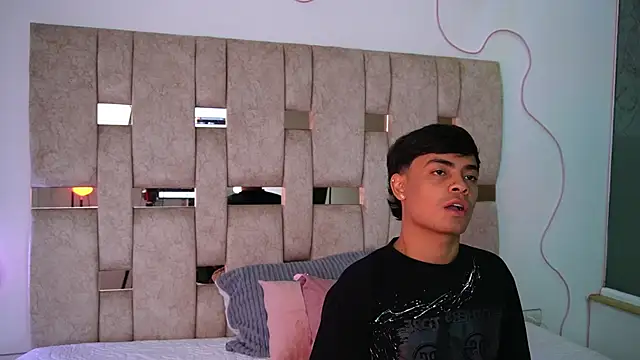 Snapshot of LiamJaxon chatting on January 16, 2026, 3:54 am LiamJaxon online show from January 16, 2026, 3:54 am