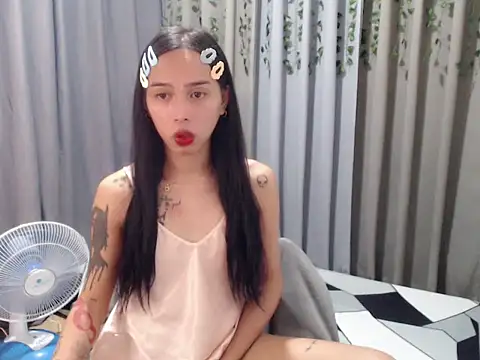 LOVELYMAYUMIE online show from December 7, 2024, 10:28 am