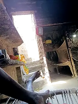 Shivanisingh4 online show from April 22, 2026, 7:59 am