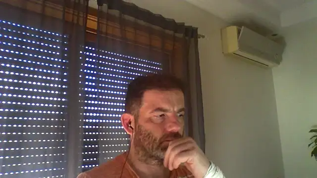 Snapshot of _grj1 chatting on May 13, 2026, 7:48 am grj1 online show from May 13, 2026, 7:48 am