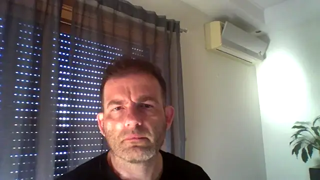 Snapshot of _grj1 chatting on April 28, 2026, 7:46 am grj1 online show from April 28, 2026, 7:46 am