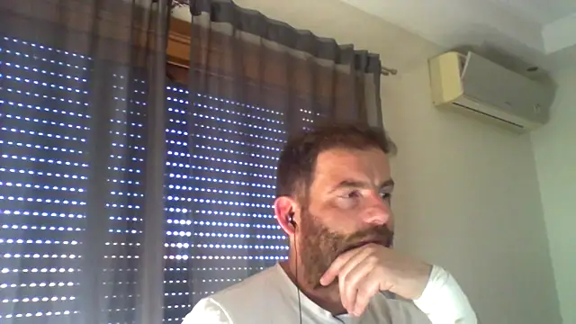 Snapshot of _grj1 chatting on May 28, 2026, 9:17 am grj1 online show from May 28, 2026, 9:17 am