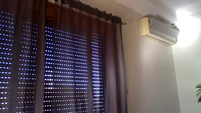 Snapshot of _grj1 chatting on May 29, 2026, 7:47 am grj1 online show from May 29, 2026, 7:47 am