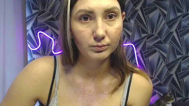NikkiKiss    online show from May 22, 2026, 1:03 am