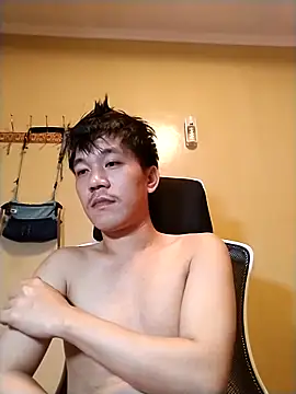 Snapshot of asian_guy67 chatting on April 23, 2026, 1:35 pm asian guy67 online show from April 23, 2026, 1:35 pm