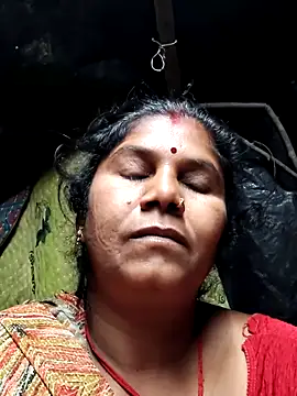 Snapshot of Hot_di97 chatting on February 27, 2026, 10:09 pm Hot di97 online show from February 27, 2026, 10:09 pm