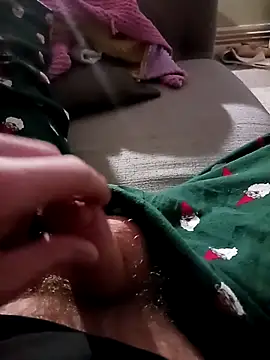 Snapshot of Hertsguy1984 chatting on February 7, 2026, 2:52 am Hertsguy1984 online show from February 7, 2026, 2:52 am