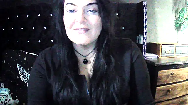 Snapshot of Miss_CurvesXXX chatting on January 18, 2026, 12:08 pm Miss CurvesXXX online show from January 18, 2026, 12:08 pm