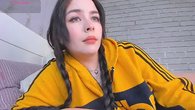 Nataly forsy online show from March 19, 2026, 1:11 pm