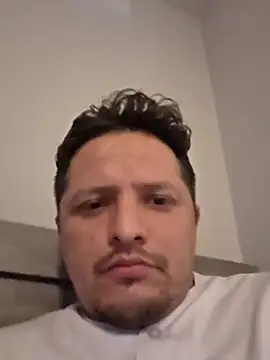 Alopez972 online show from April 10, 2026, 5:36 am