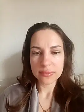 She-Moon online show from May 8, 2026, 6:06 am