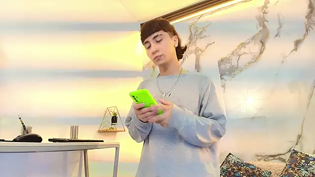 XanderGrey8 online show from March 4, 2026, 7:10 pm