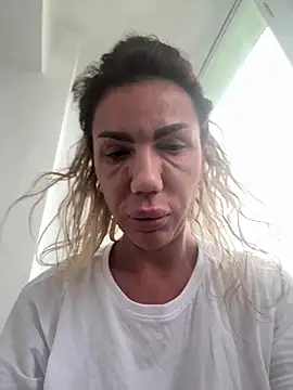 Missolevelvet online show from March 31, 2026, 9:33 am