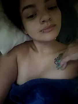 Qlotesexy online show from April 4, 2026, 1:01 am