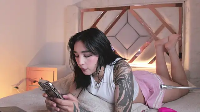 Snapshot of iriis chatting on May 26, 2026, 2:53 am iriis online show from May 26, 2026, 2:53 am