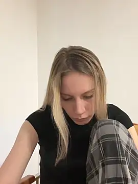 Snapshot of cherry25 chatting on January 16, 2026, 3:38 pm cherry25 online show from January 16, 2026, 3:38 pm