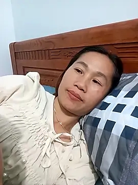 Snapshot of CML93 chatting on February 23, 2026, 2:17 pm CML93 online show from February 23, 2026, 2:17 pm