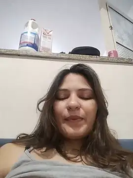 Snapshot of carazinho2128 chatting on August 5, 2026, 10:48 pm carazinho2128 online show from August 5, 2026, 10:48 pm