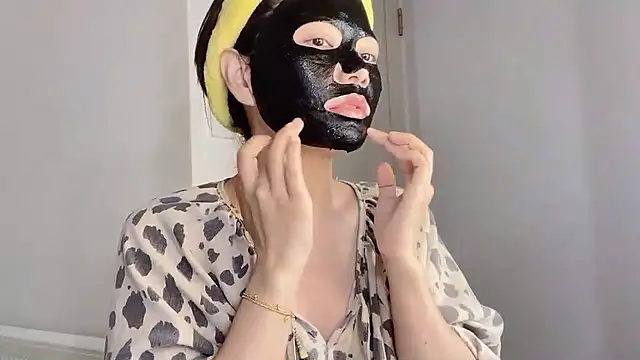 X-9958 online show from March 1, 2026, 6:02 am